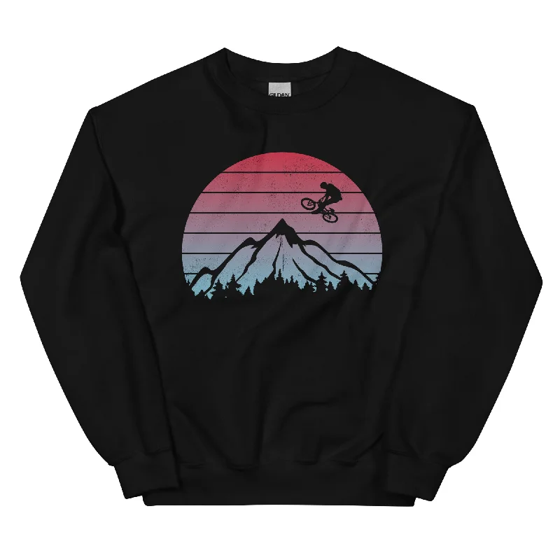 Mountainbiken Vintage - (M) - Sweatshirt (Unisex) Hoodie with Hem Drawcord Adjustable Customizable Mountainbiken Vintage - (M) - Sweatshirt (Unisex) Hoodie with Hem Drawcord Adjustable Customizable