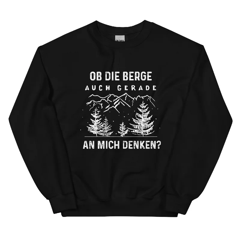 Ob die Berge auch gerade an mich denken - Sweatshirt (Unisex) Hoodie with Distressed Vintage Worn Ob die Berge auch gerade an mich denken - Sweatshirt (Unisex) Hoodie with Distressed Vintage Worn