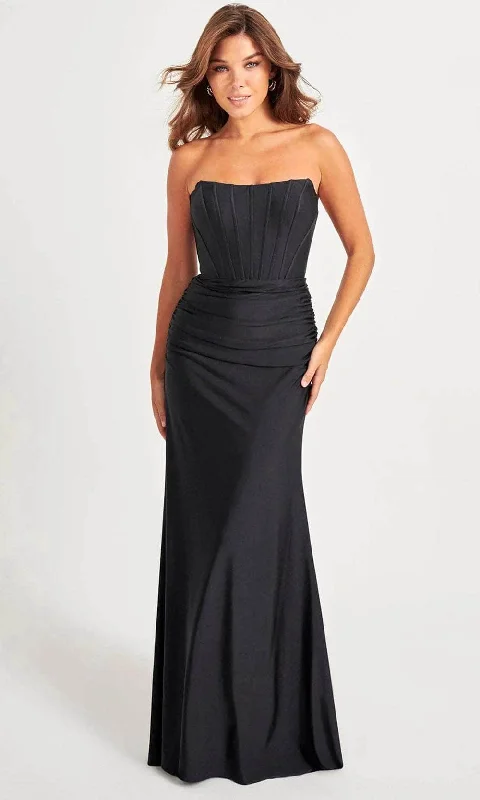 Faviana 11041 - Ruched Gown