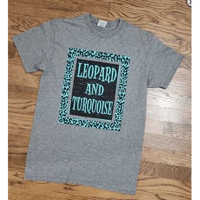 Leopard and turquoise t-shirt Collared Crew Neck Turtle Neck