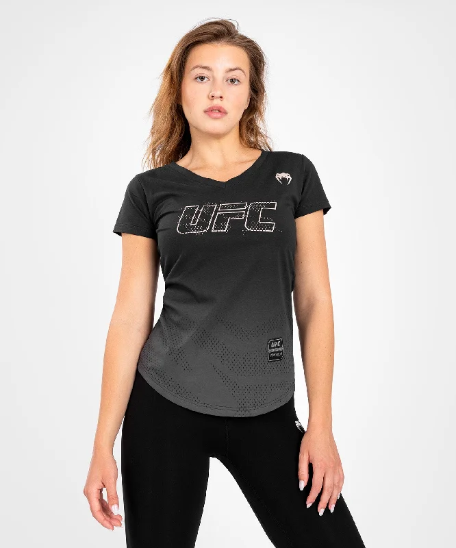 UFC Venum Authentic Fight Week Women's Short Sleeve T-shirt - Black Spandex Blend Rayon Blend Denim Blend UFC Venum Authentic Fight Week Women's Short Sleeve T-shirt - Black Spandex Blend Rayon Blend Denim Blend