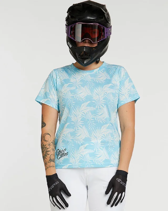 Womens Tech Tee | Californication Welt Pockets Slit Pockets Flap Pockets
