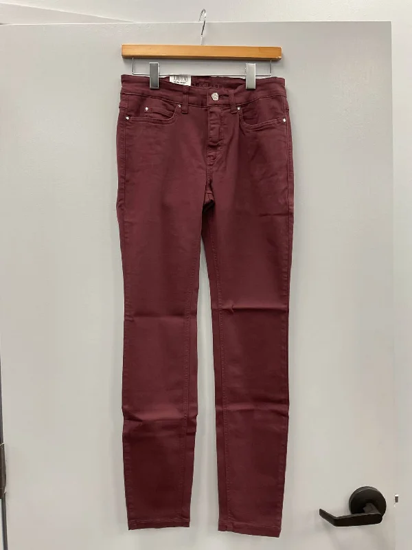 Berry Dream Skinny Cotton Stretch Jeans Stylish High-Waist Jeans