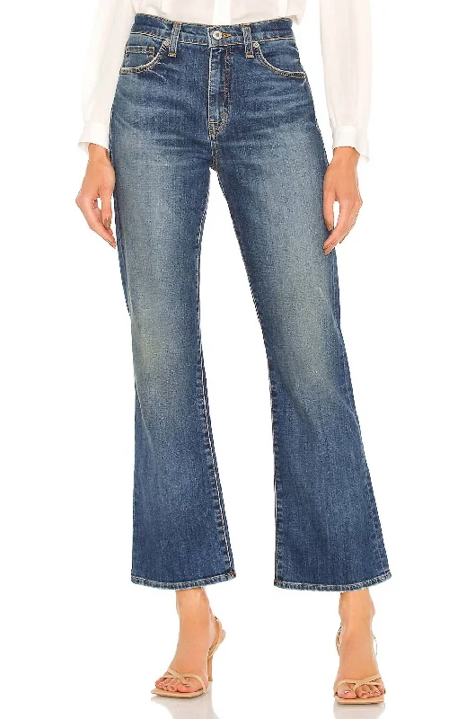 Boot Cut Jean In Classic Wash Stylish Tapered Fit Jeans