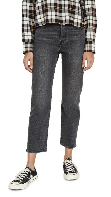 Wedgie Straight Jeans In Break A Leg Comfortable Zip-Up Skinny Jeans