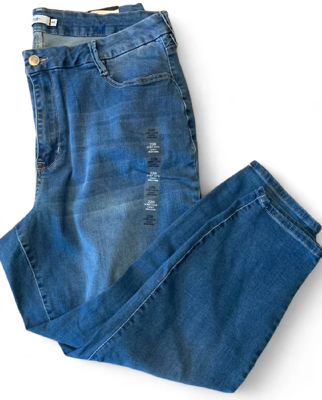 Women's Ultimate Stretch Curvy High-Rise Jeans In Medium Wash Stylish Tapered Fit Jeans Women's Ultimate Stretch Curvy High-Rise Jeans In Medium Wash Stylish Tapered Fit Jeans