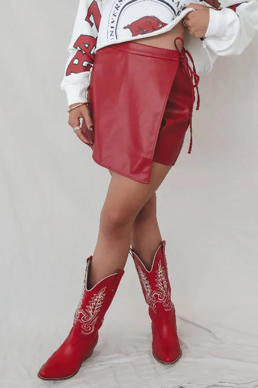 SADIE & SAGE Wine Down Faux Leather Overlaped Red Mini Skort low waist skirt